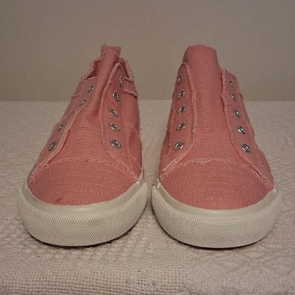 💖 Corky's Babalu Pink Slip-On Canvas Sneakers 💖 👟 Size 12 | Pre-Loved & Fabul - Picture 2 of 6